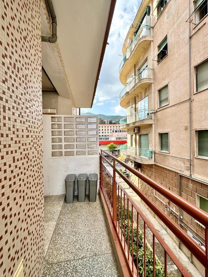 Hostdomus - Casa Corallo Alassio Exteriör bild